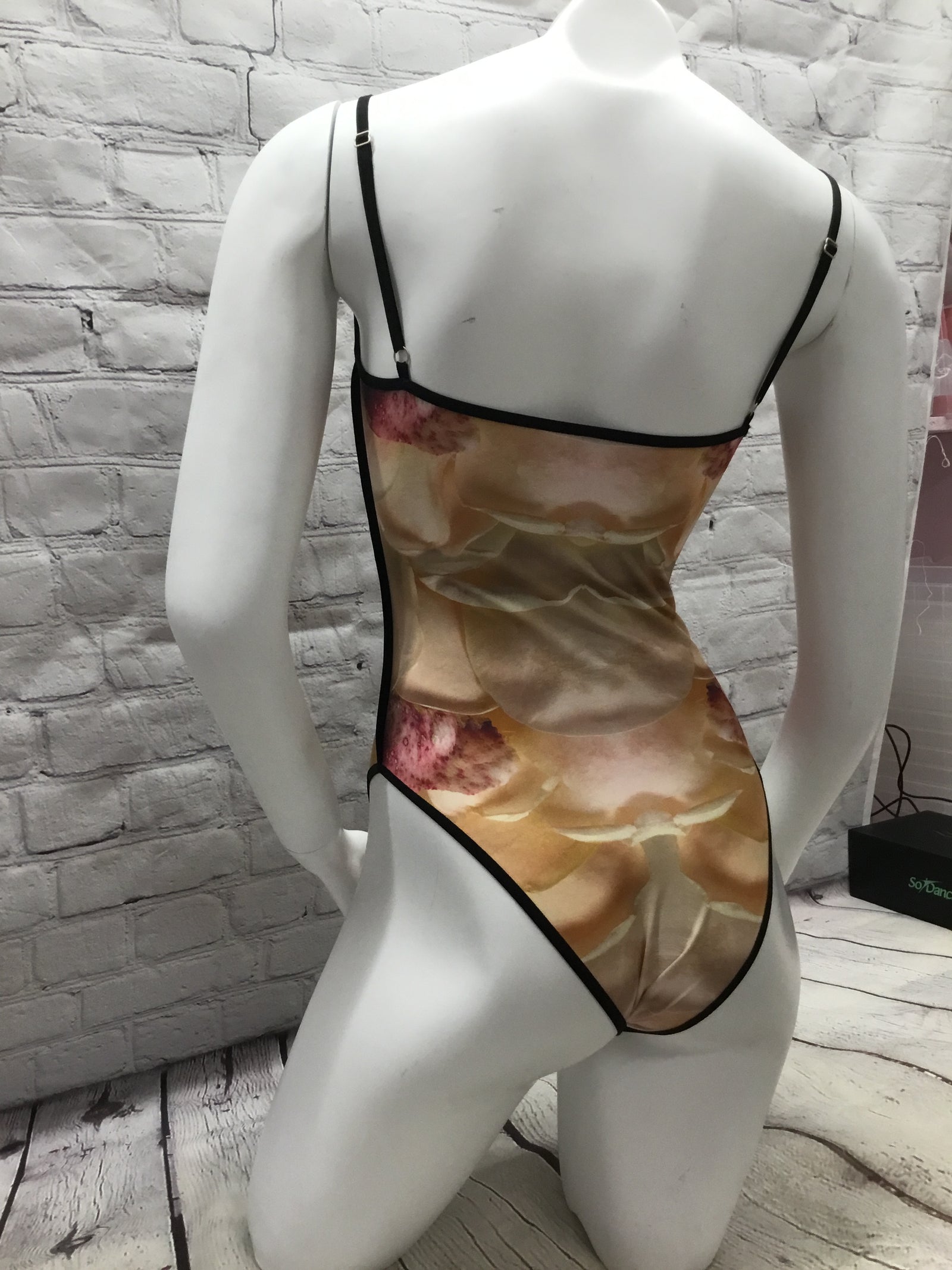 Maldire - Roses Collection Adjustable Strap Camisole Judeo