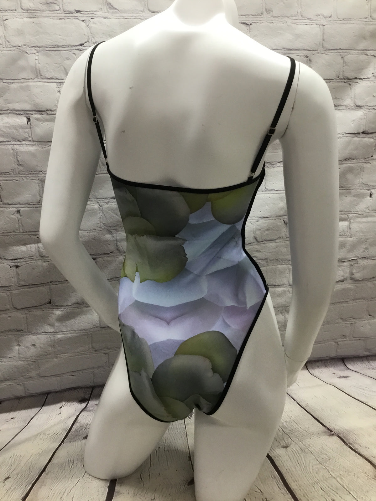 Maldire - Roses Collection Adjustable Strap Camisole Shepherd